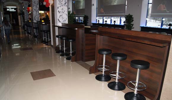 Стойка фуршетная